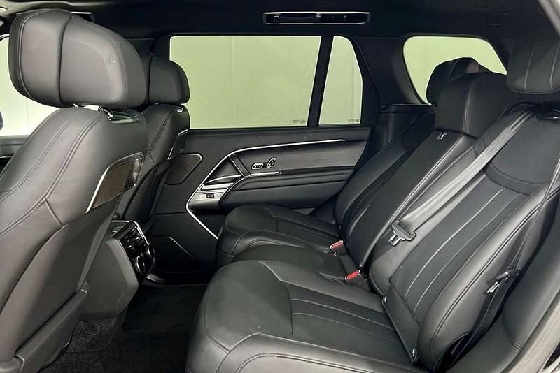 Used Land Rover Range Rover Autobiography 453 HP (333 kW) 2024 Black SUV