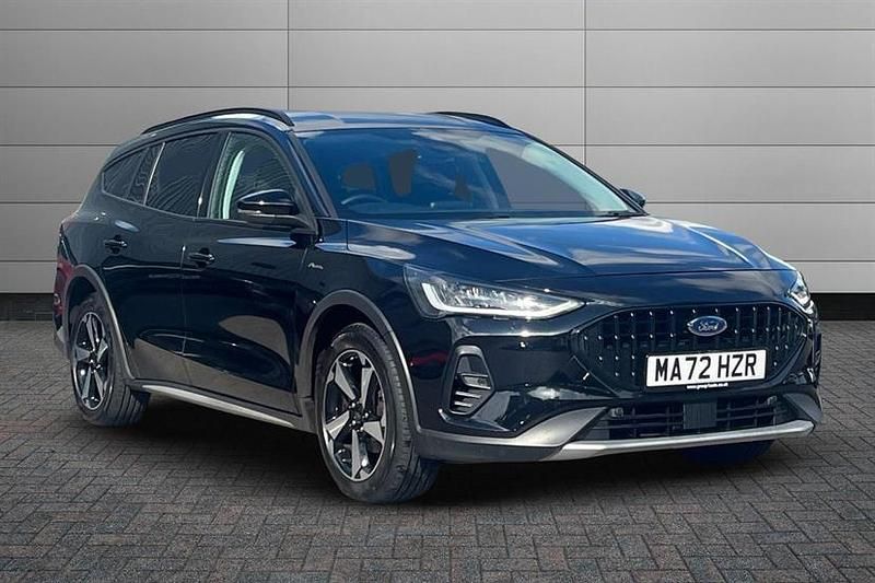 Agate black Used 2022 Ford Focus Active Estate | £17,725 (Expensive) - Image 1/4