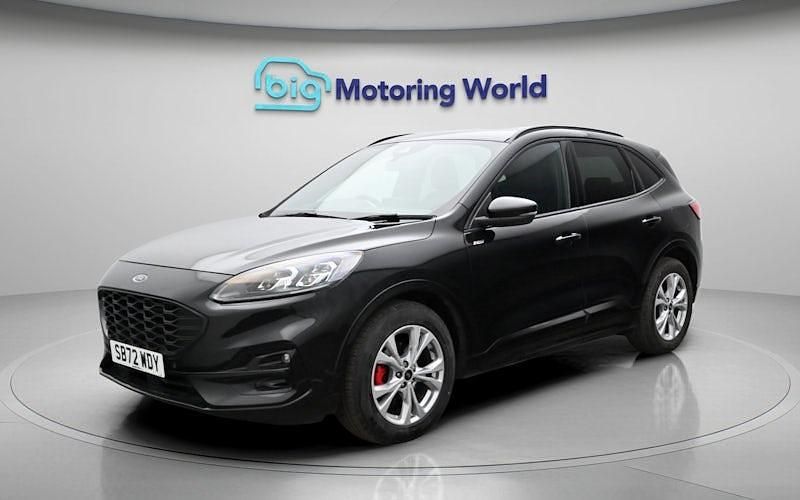 Begagnad Ford Kuga ST-Line 150 HK (110 kW) 2023 Svart SUV