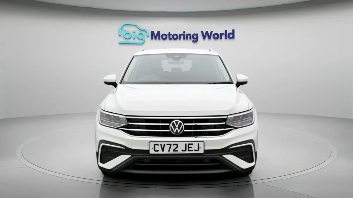 Used VW Tiguan S 150 HP (110 kW) 2022 White SUV