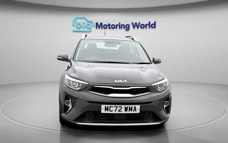 Second-hand Kia Stonic 101 CP (74 kW) 2023 Gri SUV
