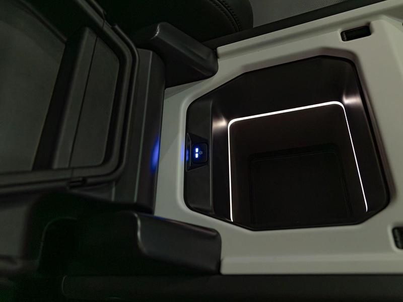 Used Land Rover Defender HSE Dynamic 2025 Black SUV