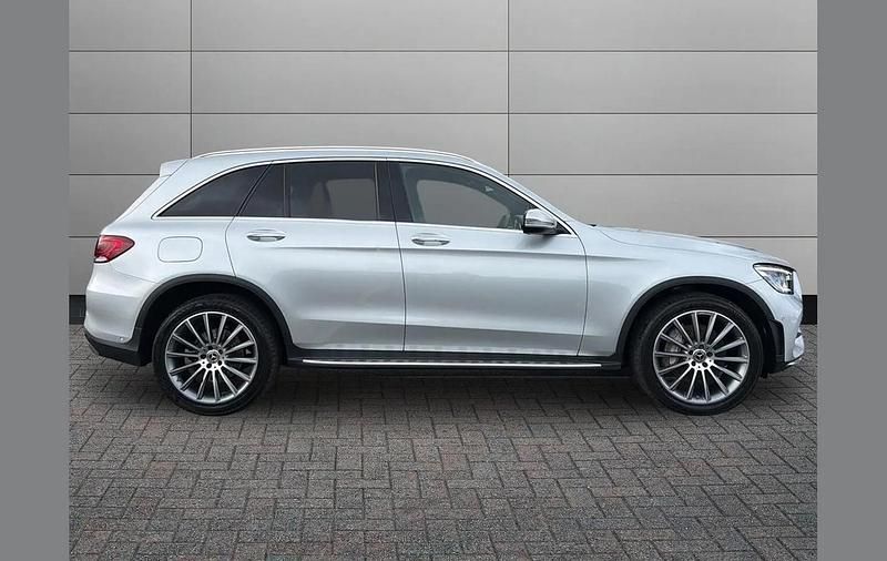 Used Mercedes GLC220 AMG Line Premium 191 HP (140 kW) 2019 Silver SUV