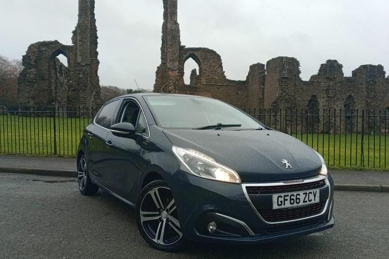 Used Peugeot 208 GT-line 100 HP (73 kW) 2016 Grey Hatchback