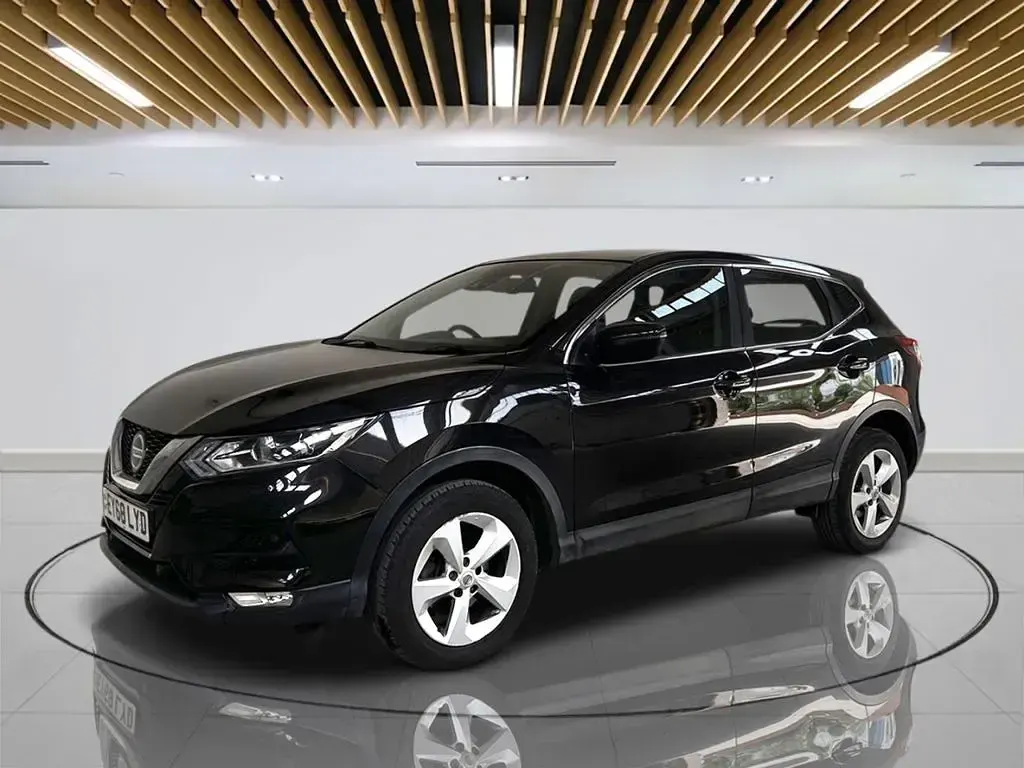 Used Nissan Qashqai Acenta Premium 115 HP (84 kW) 2018 Black SUV