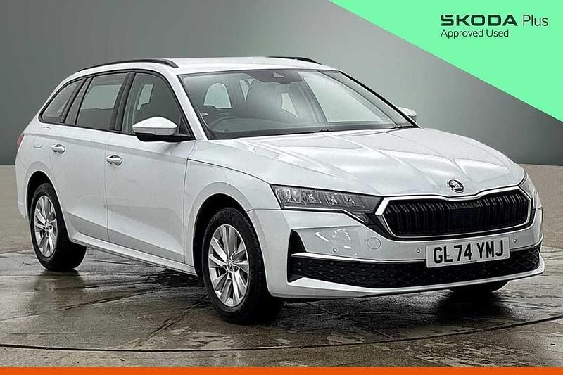 Used Skoda Octavia SE Technology 113 HP (83 kW) 2025 White Estate