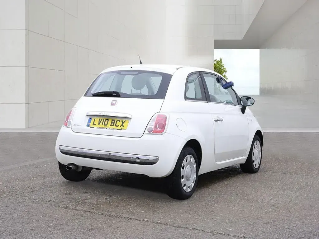 Used Fiat 500 Pop 69 HP (50 kW) 2010 White Hatchback