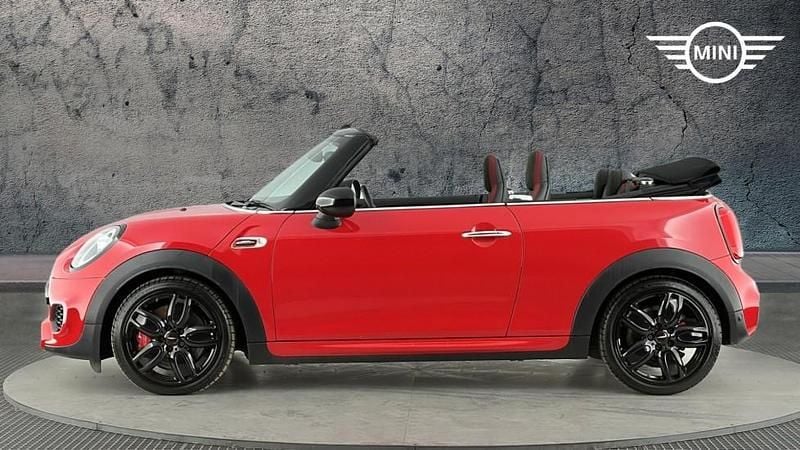 Used Mini John Cooper Works 228 HP (167 kW) 2019 Red Hatchback