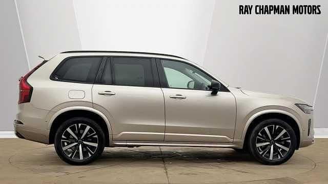 Used Volvo XC90 Plus 250 HP (183 kW) 2025 SUV