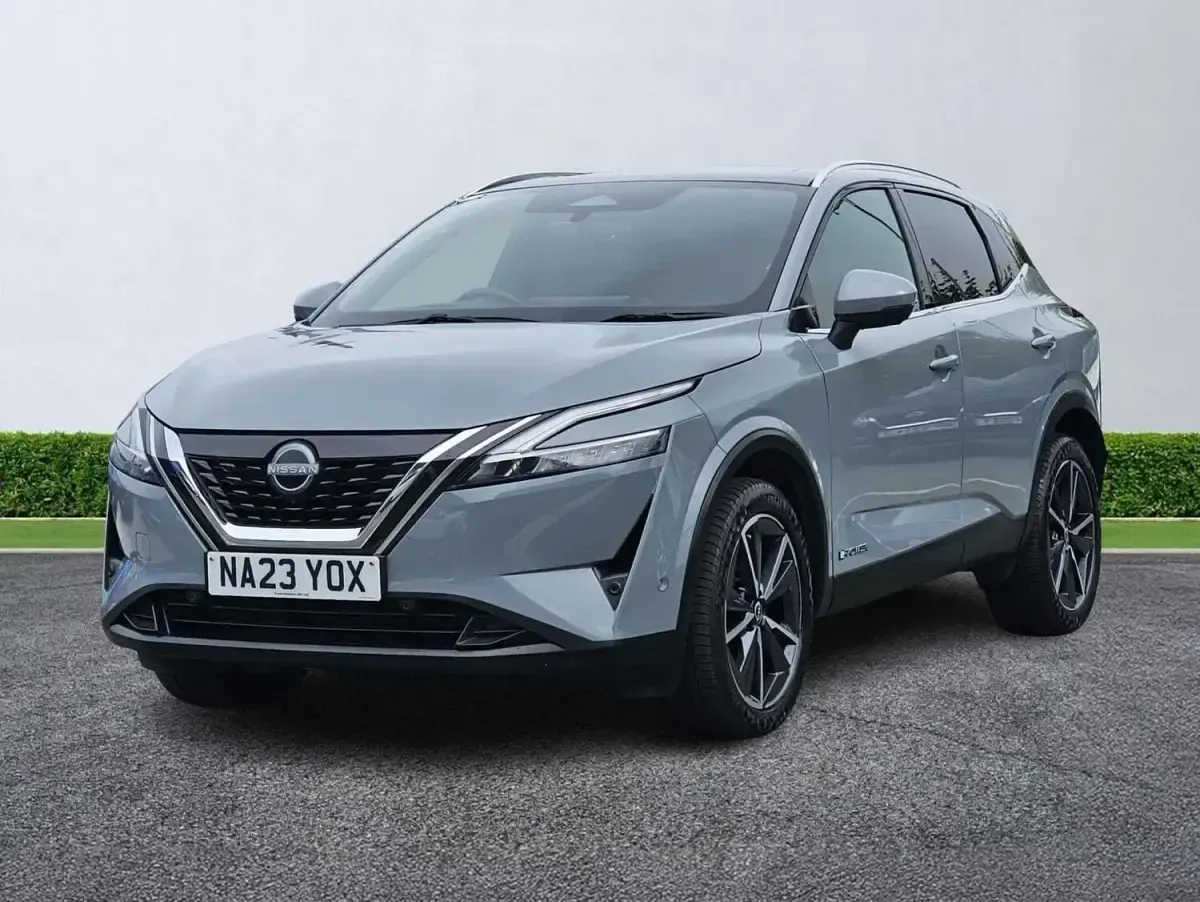 Used Nissan Qashqai Tekna 190 HP (139 kW) 2023 Grey SUV