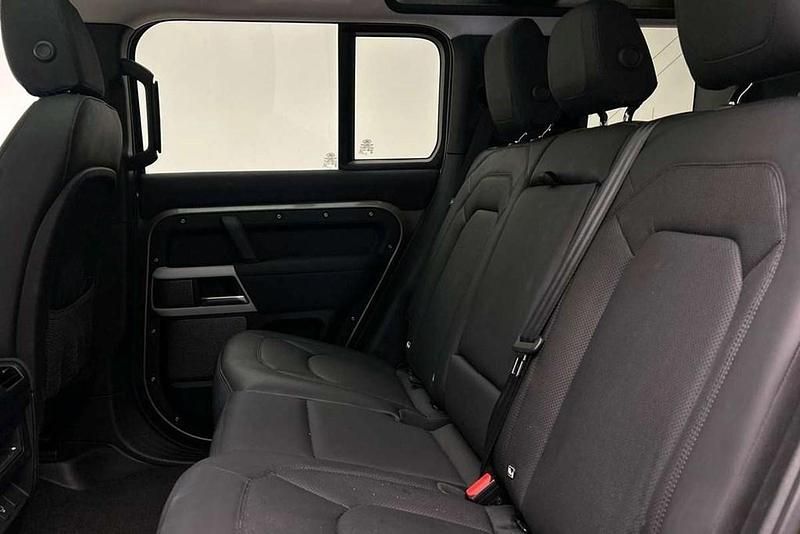 Usado Land Rover Defender SE 245 HP (180 kW) 2022 Prateado SUV