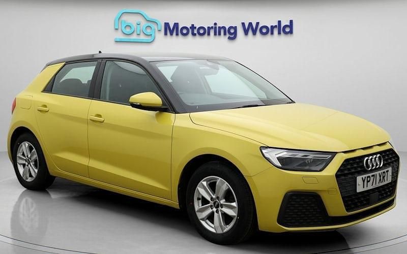 Used Audi A1 Sportback 95 HP (69 kW) 2021 Yellow Hatchback