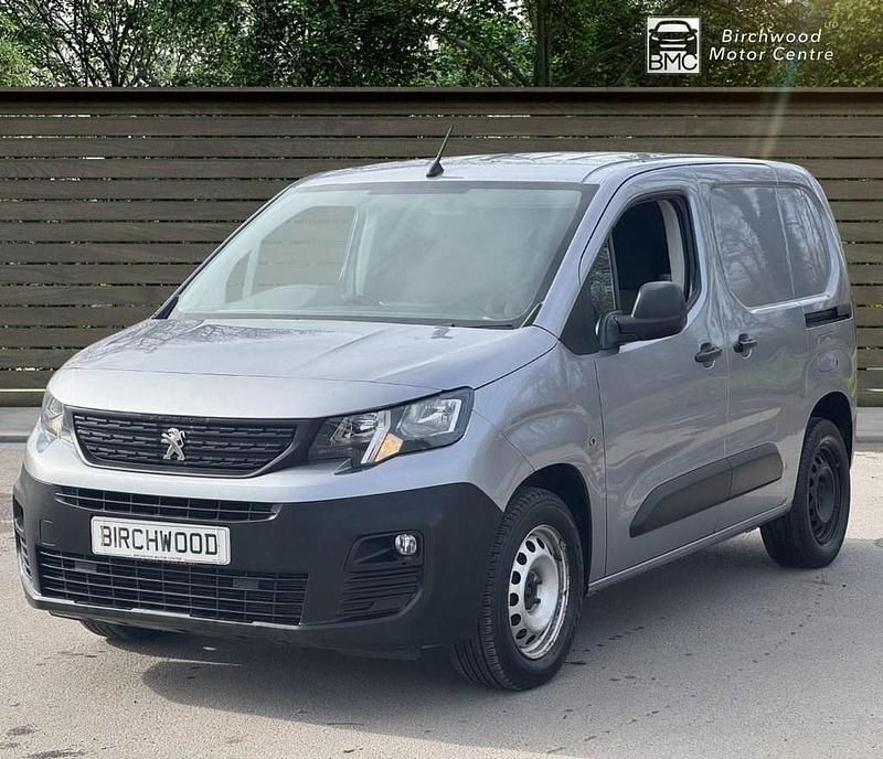 Usado Peugeot Partner 2019 Cinzento Monovolume
