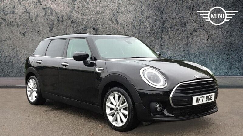 Black Used 2021 Mini Cooper Clubman Classic Estate | £17,990 (Fair price) - Image 1/4