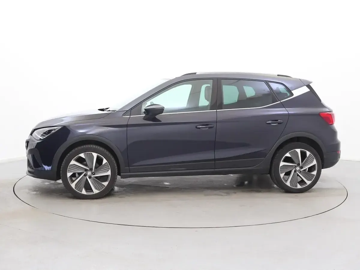 Used Seat Arona FR 110 HP (80 kW) 2023 Blue SUV