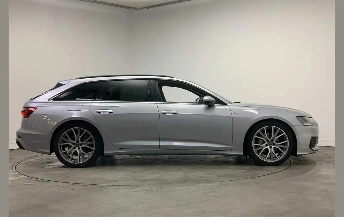 Used Audi A6 Black Edition 200 HP (147 kW) 2022 Silver Estate