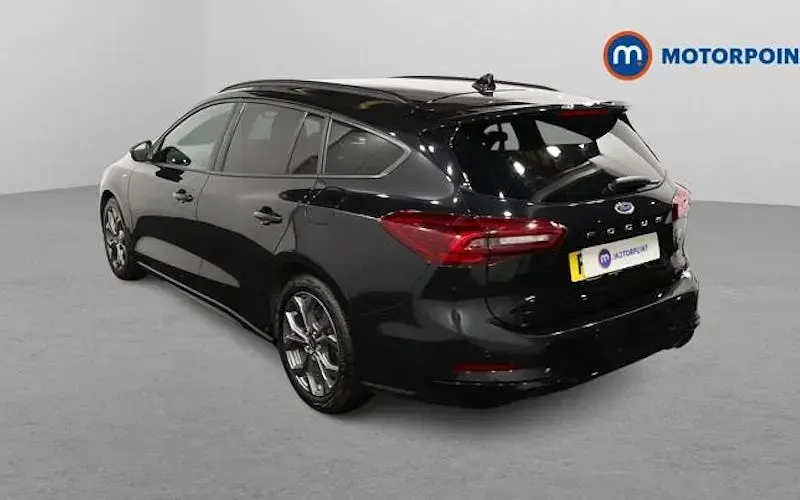 Used Ford Focus ST-Line 155 HP (114 kW) 2023 Black Estate