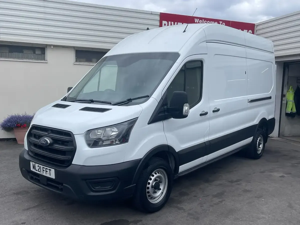 Used Ford Transit 130 HP (95 kW) 2021 White Van