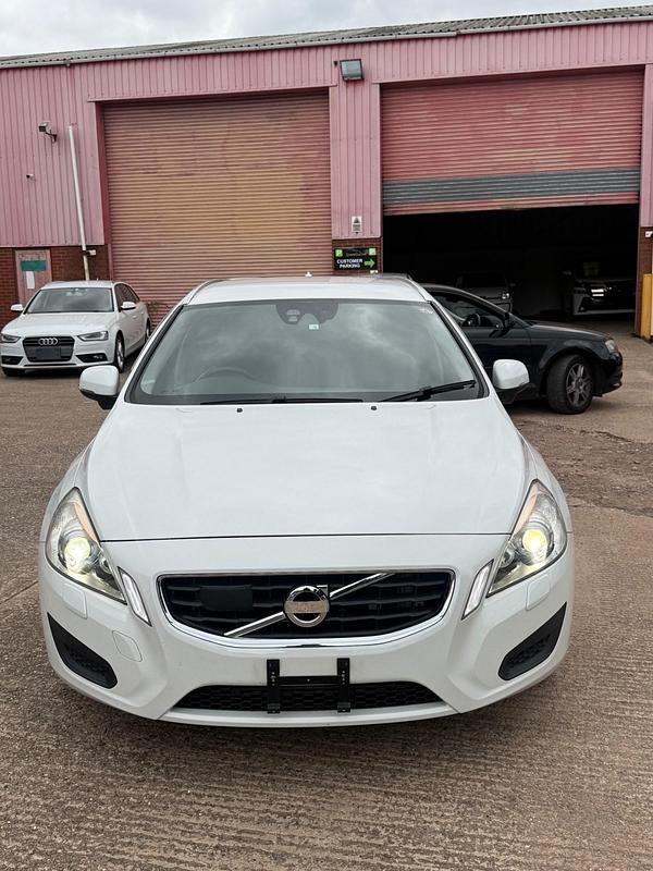 White Used 2012 Volvo V60 Estate | £6,850 - Image 1/4