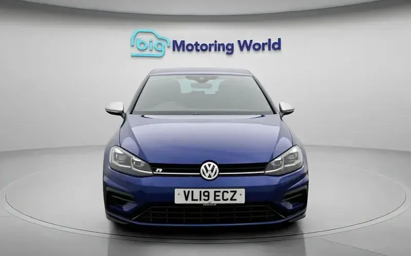Used VW Golf VII R 300 HP (220 kW) 2019 Hatchback