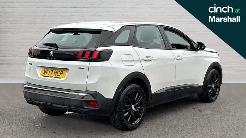 Used Peugeot 3008 Active 131 HP (96 kW) 2017 White SUV