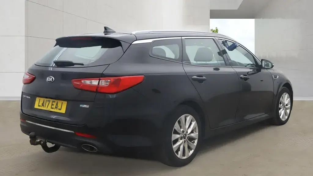 Used Kia Optima 139 HP (102 kW) 2017 Black Estate