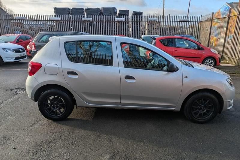 Used Dacia Sandero Ambiance 75 HP (55 kW) 2014