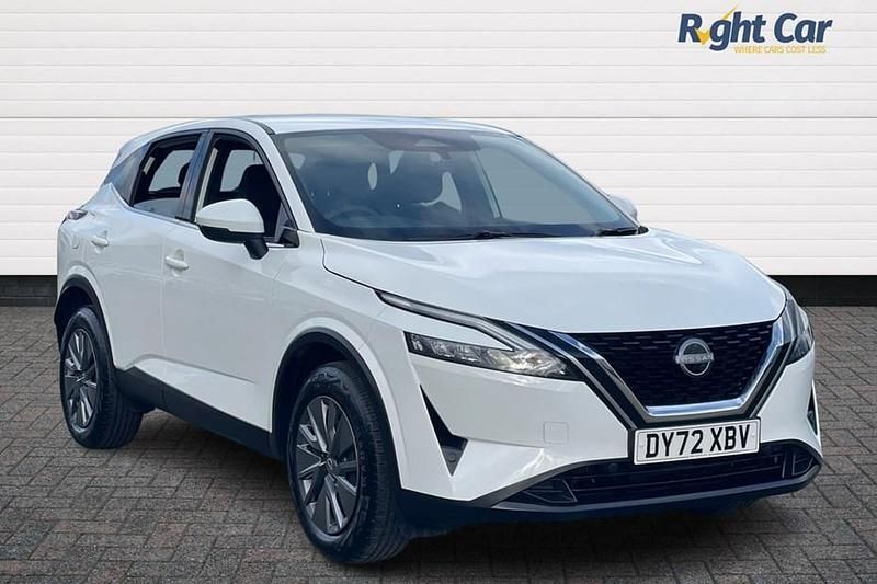 Used Nissan Qashqai Visia 2022 White SUV