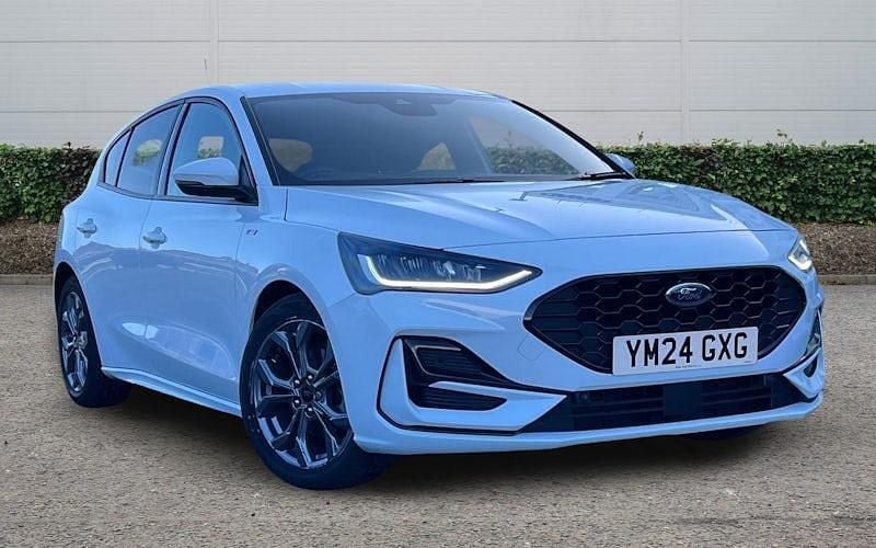 Begagnad Ford Focus ST-Line 125 HK (91 kW) 2025 Halvkombi