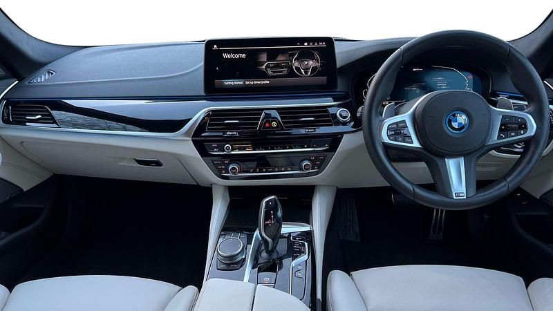 Used BMW 545e M Sport 389 HP (286 kW) 2022 Black