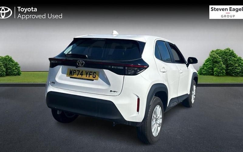 Used Toyota Yaris Hybrid 116 HP (85 kW) 2026 Estate