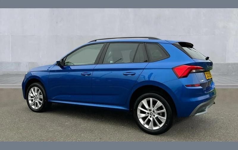 Used Skoda Kamiq SE Drive 110 HP (80 kW) 2023 Race blue metallic SUV