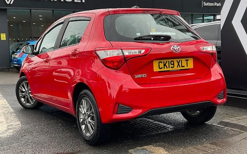 Used Toyota Yaris 72 HP (52 kW) 2020 Hatchback