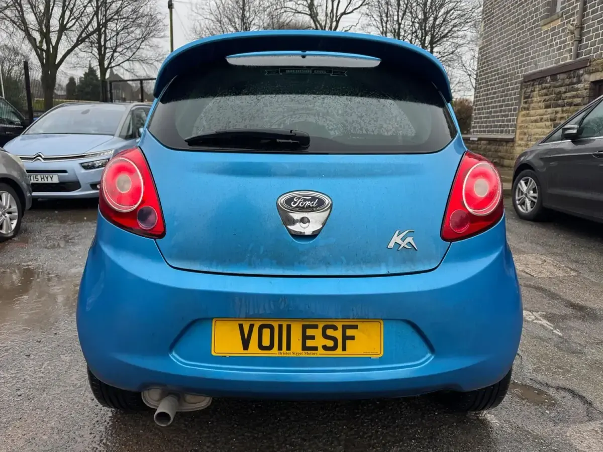 Used Ford Ka Titanium 69 HP (50 kW) 2011 Blue Hatchback