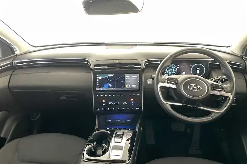 Used Hyundai Tucson Premium 230 HP (169 kW) 2022 White SUV