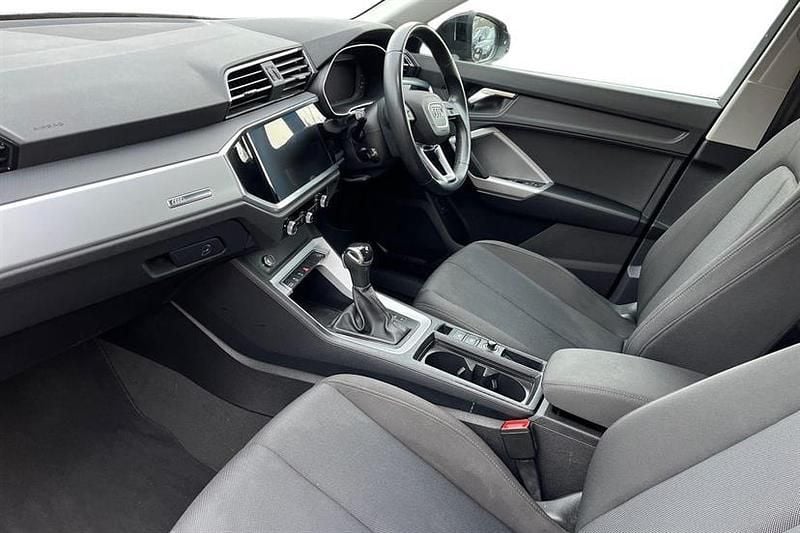 Used Audi Q3 Design 150 HP (110 kW) 2023 Black SUV