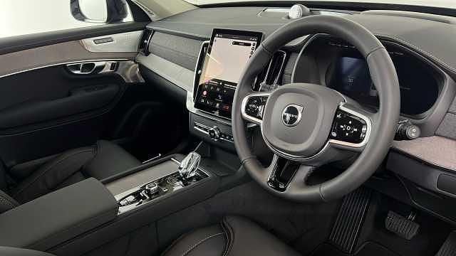 Used Volvo XC90 Ultra 449 HP (330 kW) 2025 Black SUV