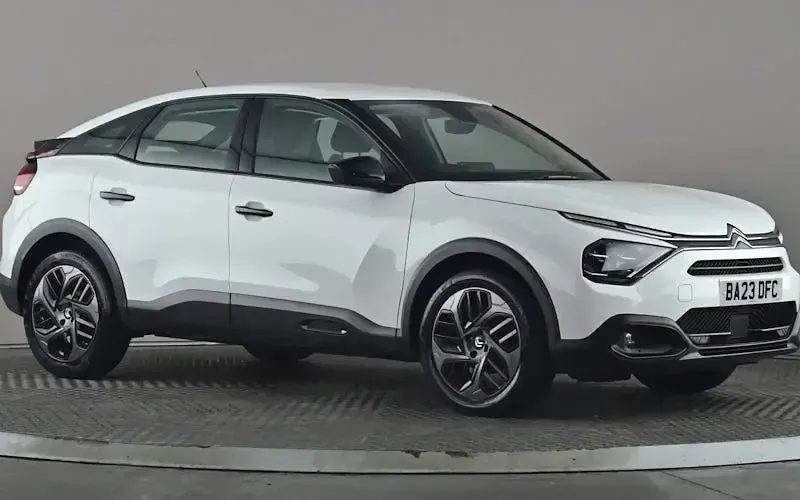 Used Citroën C4 PureTech 101 HP (74 kW) 2023 SUV