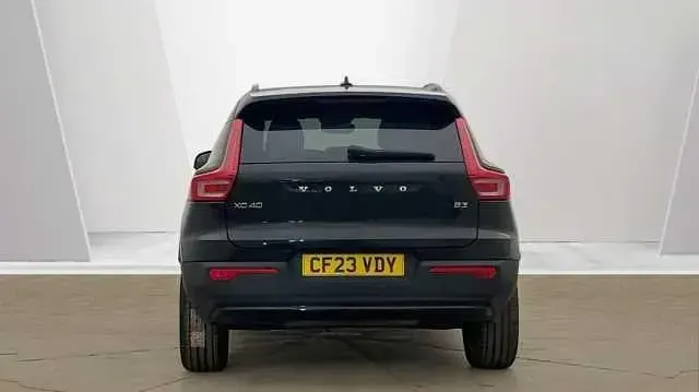 Used Volvo XC40 Plus 161 HP (118 kW) 2024 SUV
