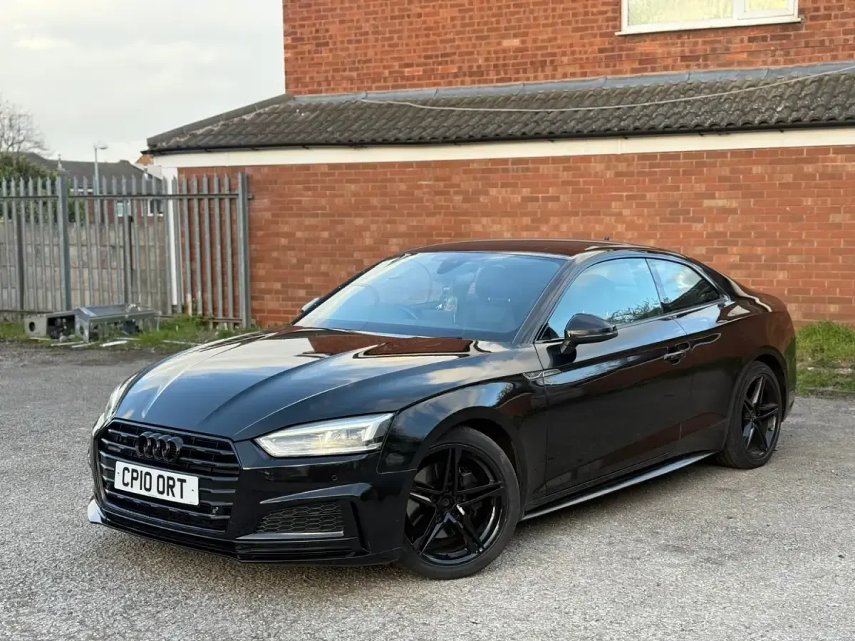 Begagnad Audi A5 S-Line 2017 Svart Sportkupé