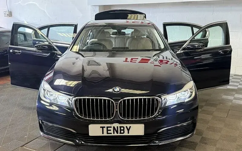 Used BMW 730 Comfort Edition 265 HP (194 kW) 2017 Blue Sedan