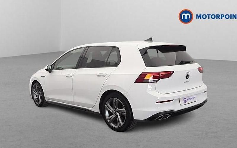 Usado VW Golf VIII R-line 131 HP (96 kW) 2024 Citadino