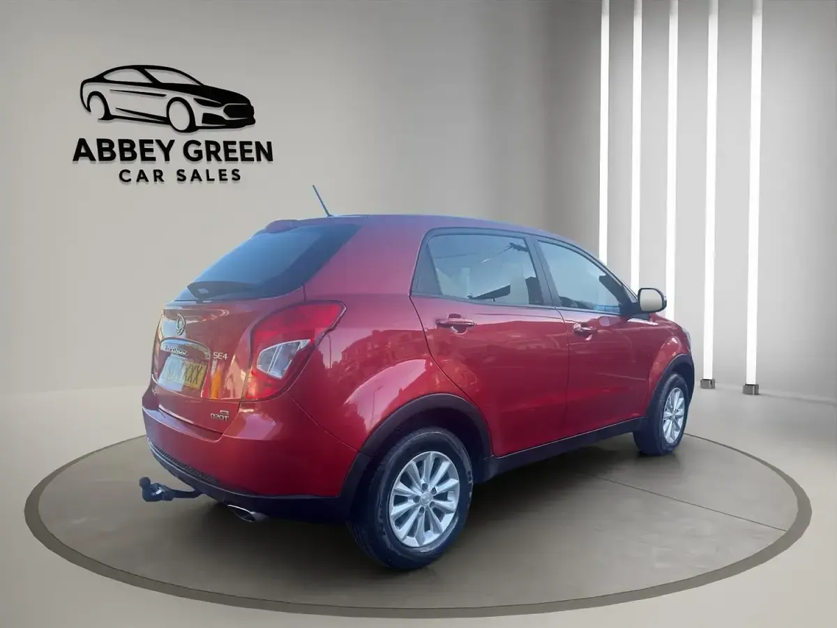 Used SsangYong Korando 2014 Red SUV