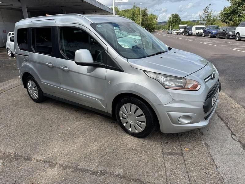 Silver Used 2014 Ford Tourneo Connect Titanium MPV | £6,999 (Good price) - Image 1/4