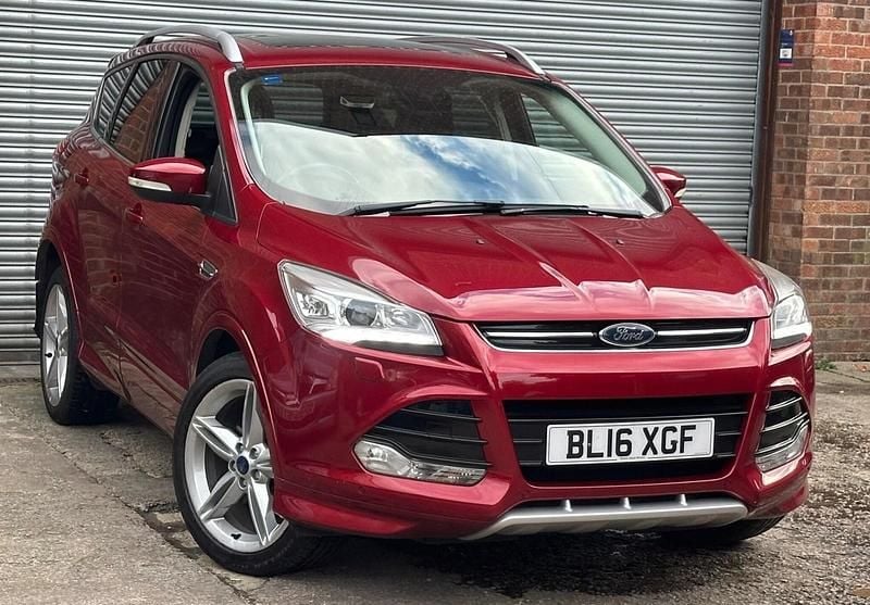 Red Used 2016 Ford Kuga Titanium X SUV | £7,990 (Fair price) - Image 1/4