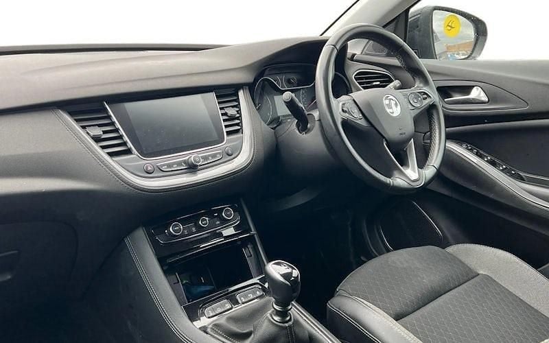 Used Vauxhall Grandland X SRi 131 HP (96 kW) 2021 Grey SUV