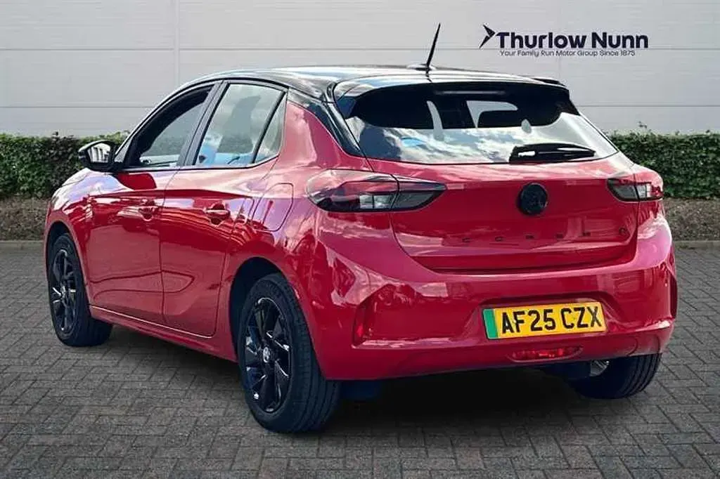 Used Vauxhall Corsa-e 100 kW (136 HP) 2025 Record red Hatchback