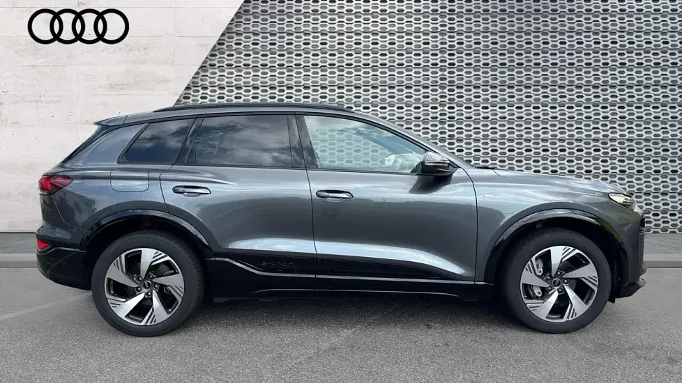 Used Audi Q6 e-tron S-Line 185 kW (252 HP) 2025 Grey SUV
