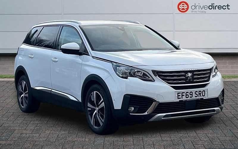 Used Peugeot 5008 Allure 131 HP (96 kW) 2019 White Estate