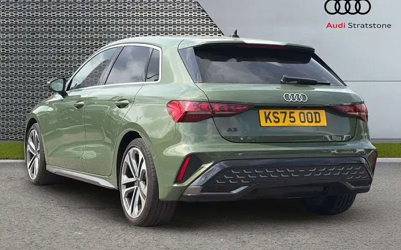 Used Audi A3 Sportback S-Line 150 HP (110 kW) 2025 Green Hatchback